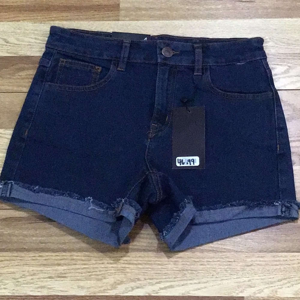 Lucky & Blessed Women short